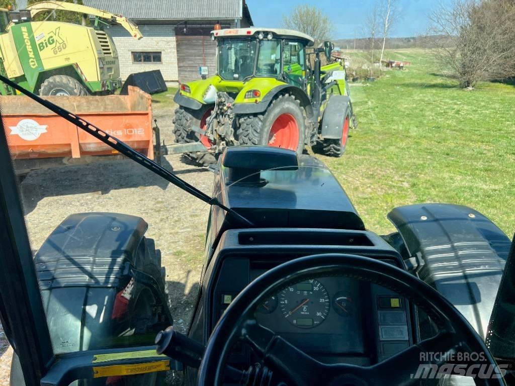 Valtra 8450 Traktorok