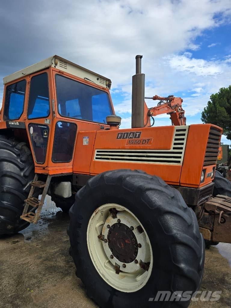 Fiatagri 1880 DT Traktorok