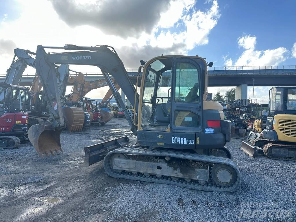 Volvo ECR 88 Közepes (midi) kotrók 7 t - 12 t