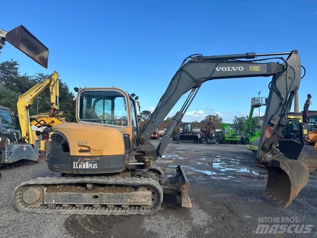 Volvo ECR 88 Közepes (midi) kotrók 7 t - 12 t