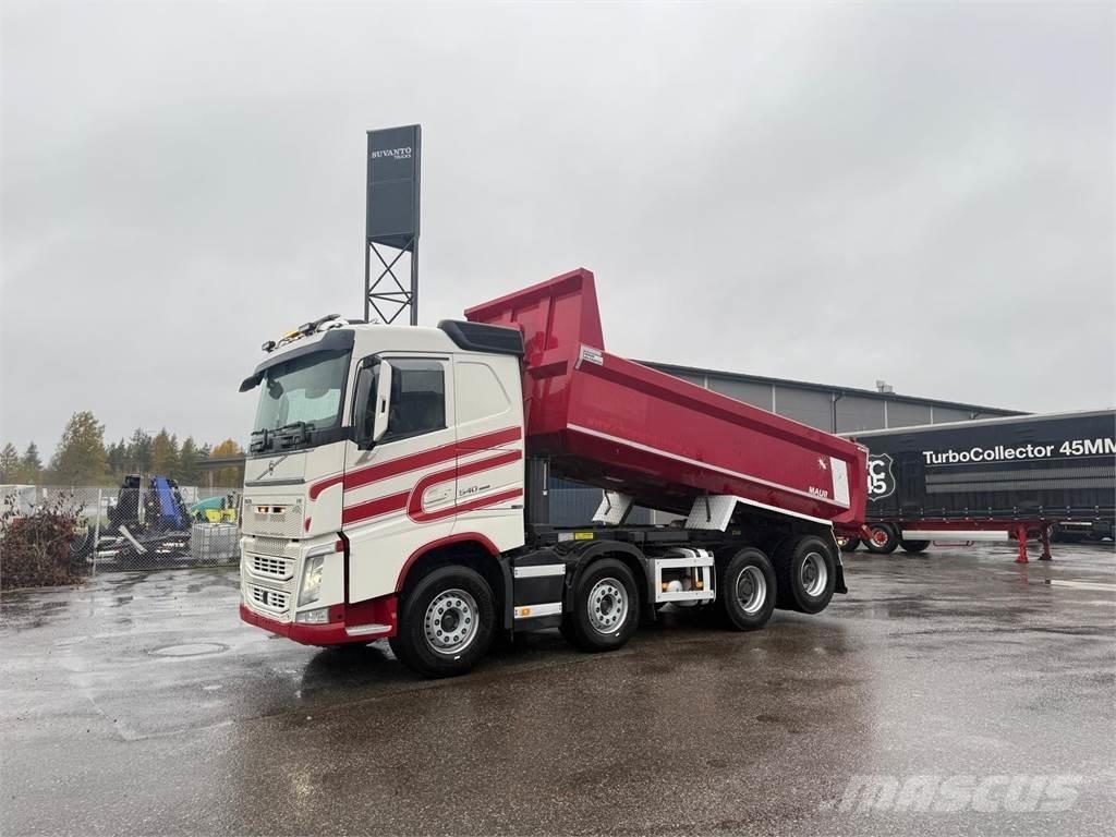 Volvo FH540 8x4 Billenő teherautók