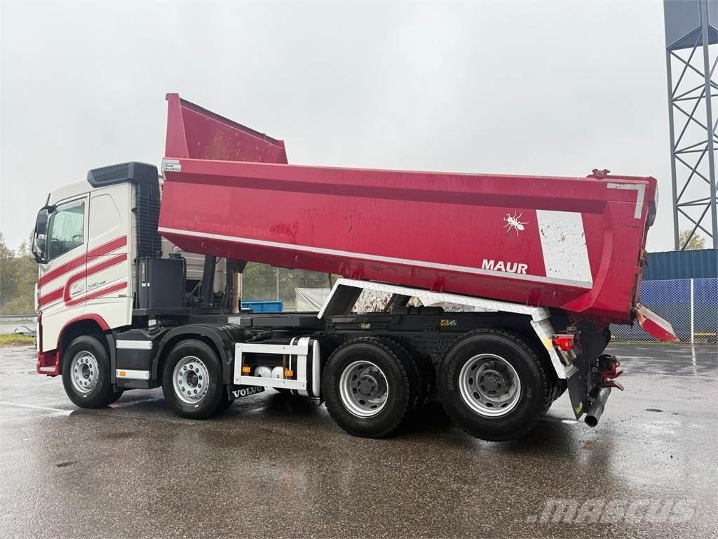 Volvo FH540 8x4 Billenő teherautók