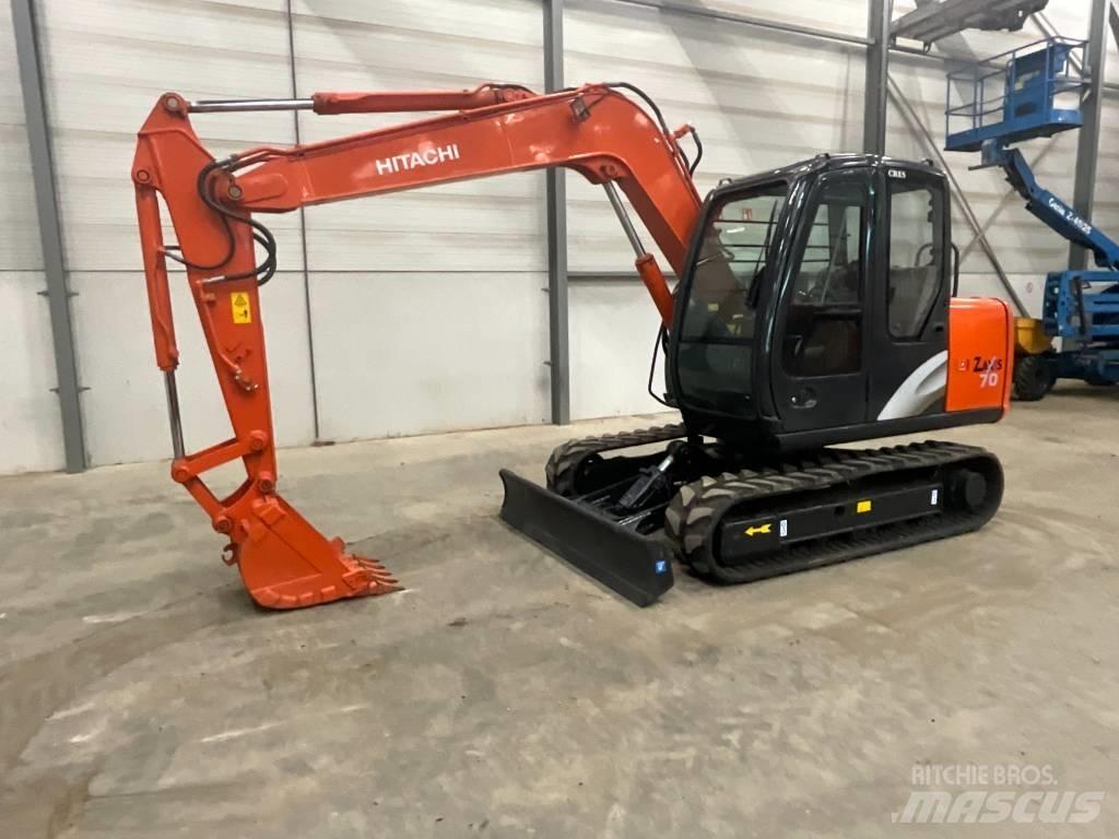 Hitachi ZX 70 Közepes (midi) kotrók 7 t - 12 t