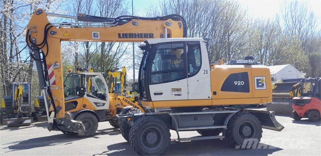 Liebherr A920 Gumikerekes kotrók