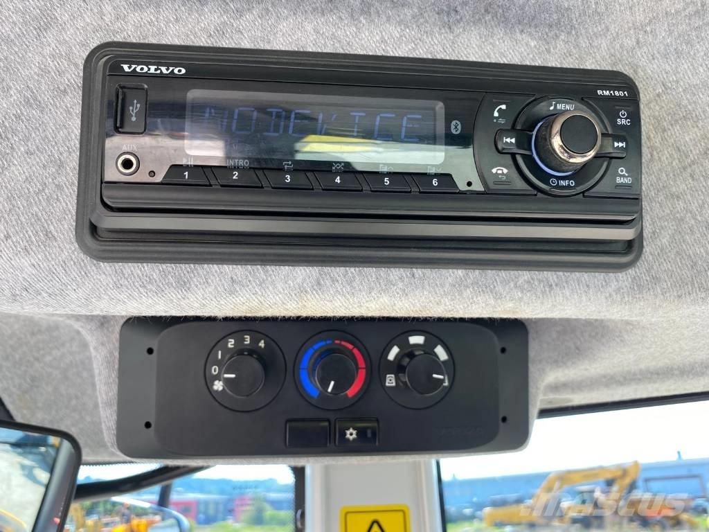 Volvo SD135B Egydobos hengerek