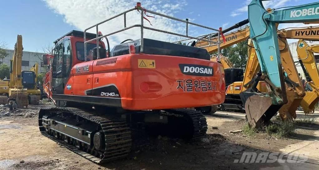 Doosan DX340 Lánctalpas kotrók