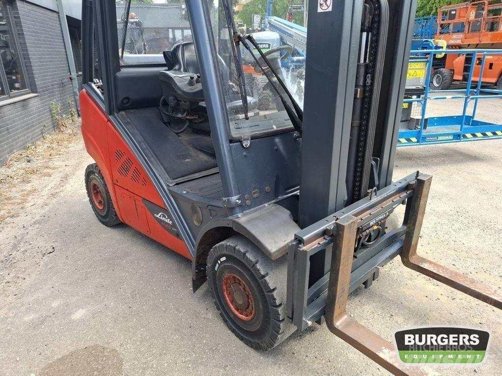 Linde H25T Gázüzemű targoncák
