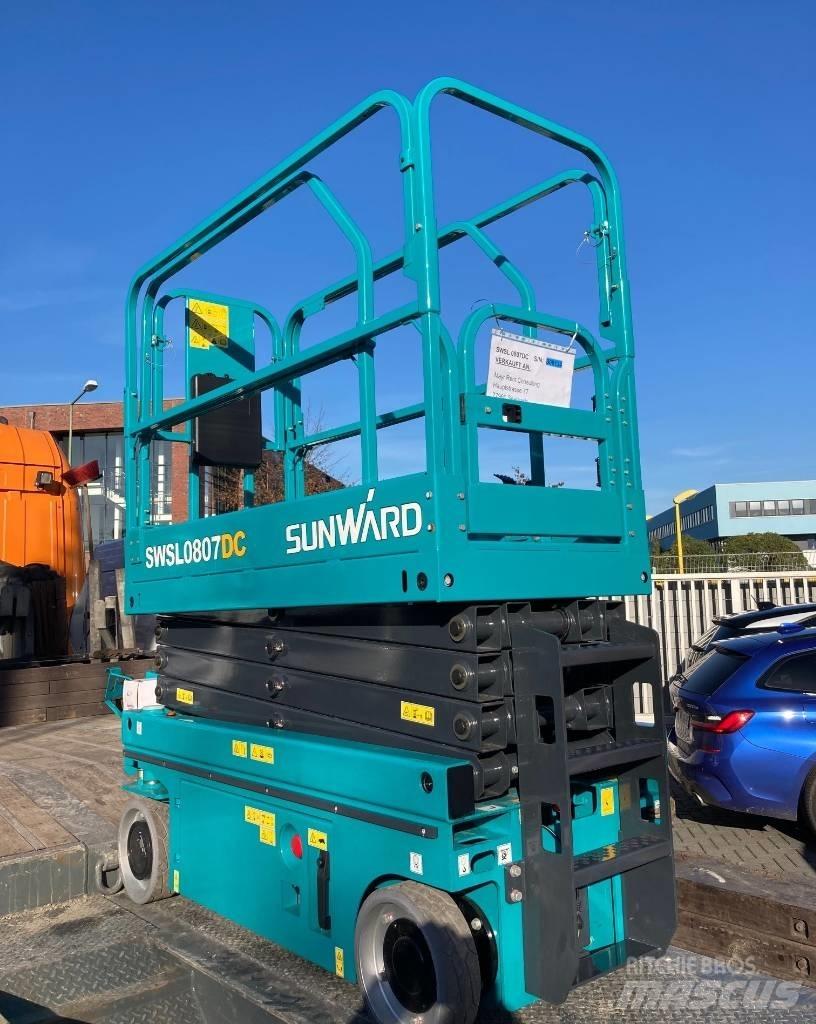 Sunward SWSL0807DC Ollós emelők