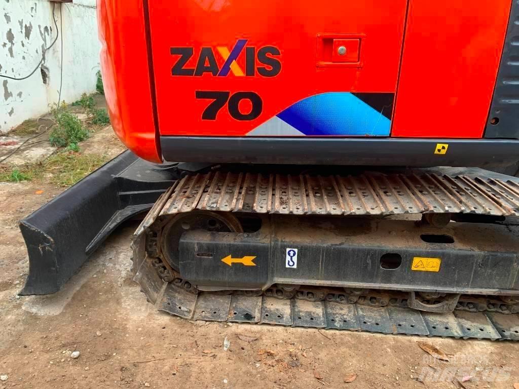 Hitachi Zaxis 70 Lánctalpas kotrók