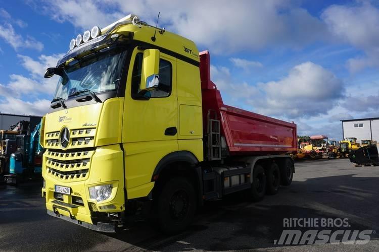 Mercedes-Benz Arocs Billenő teherautók