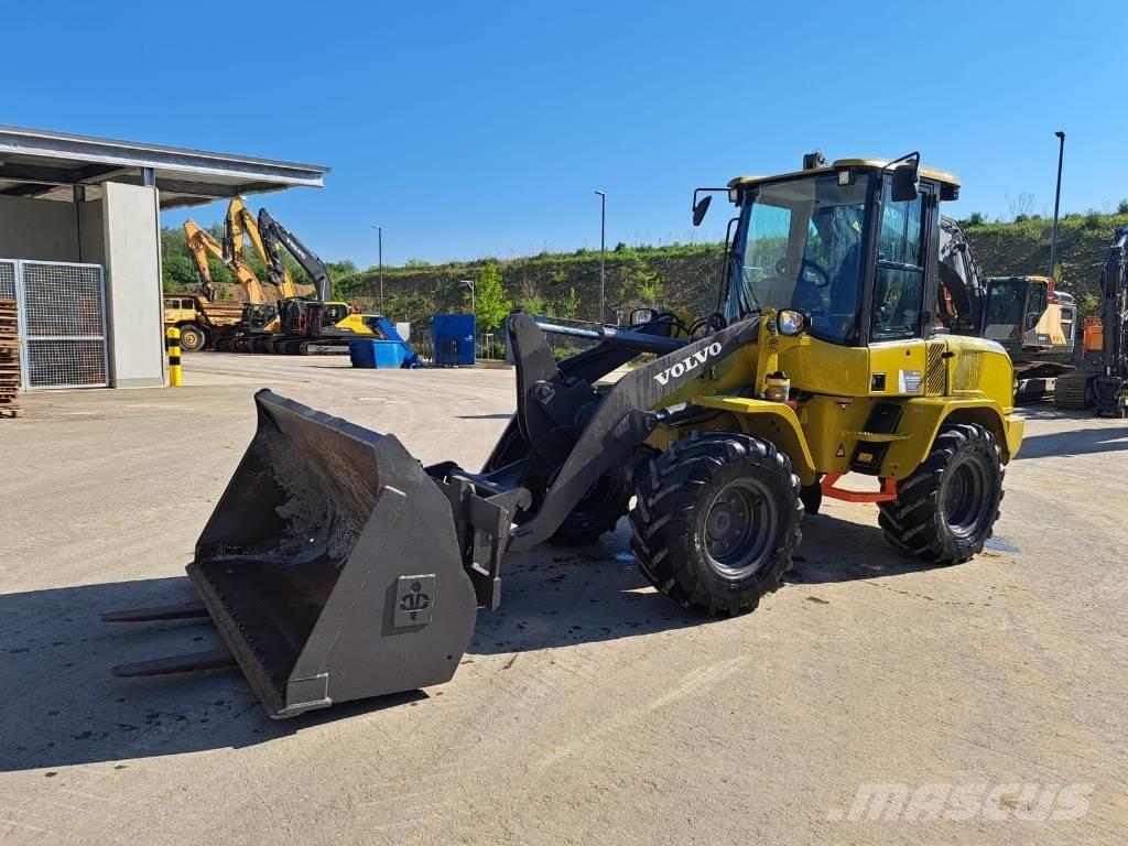 Volvo L 35 G Kompaktrakodók