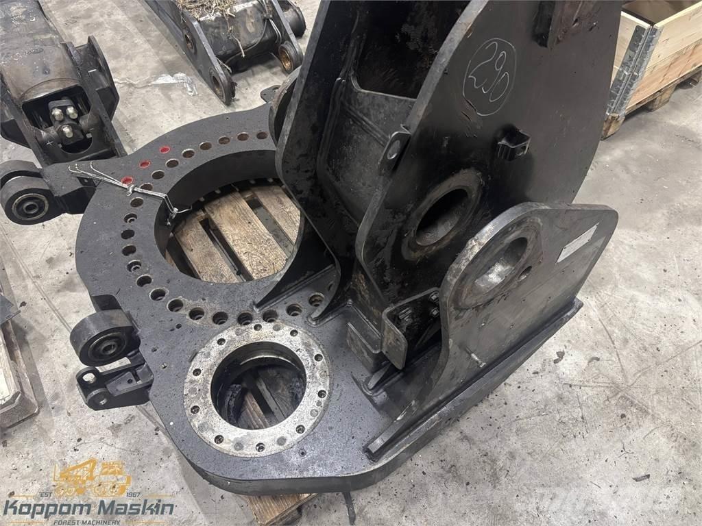Komatsu 270H Betakarító daruk