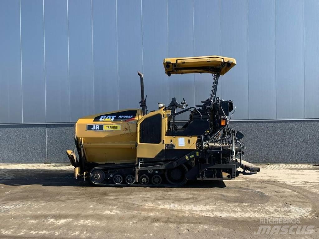 CAT AP355F Aszfalt terítõ gépek