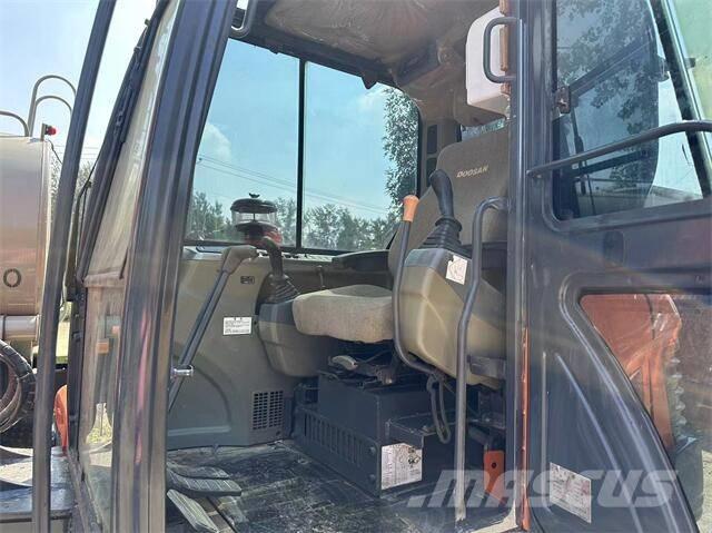 Doosan DX55 Mini kotrók < 7t