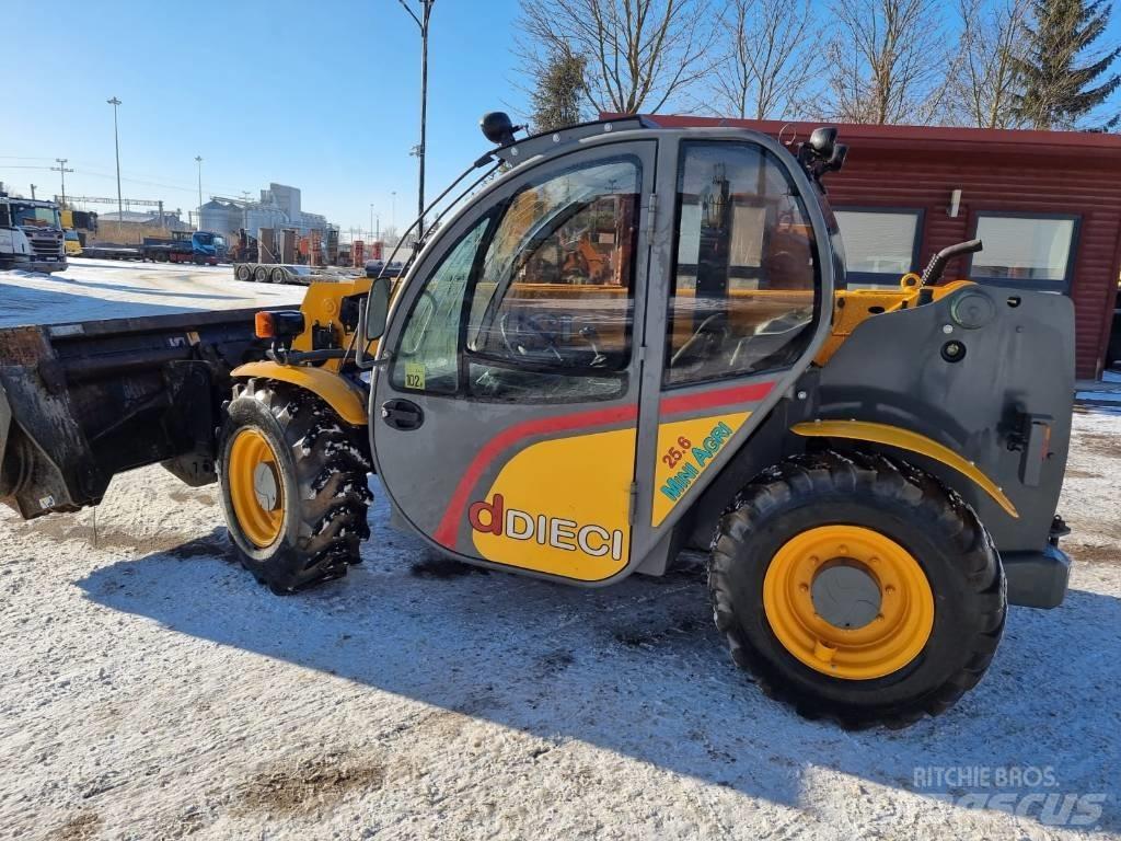 Dieci Mini Agri 25.6 Teleszkópos gumikerekes rakodók
