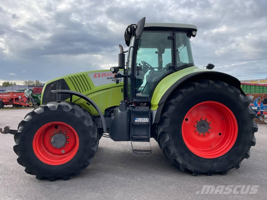 CLAAS Axion 850 Traktorok