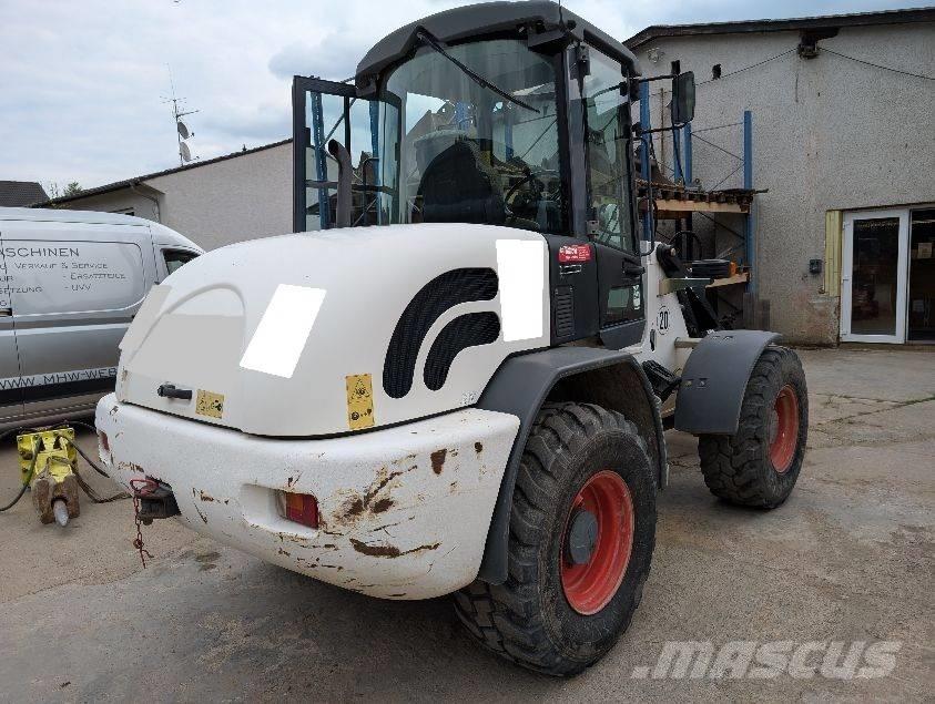 Bobcat TL 120 Gumikerekes homlokrakodók
