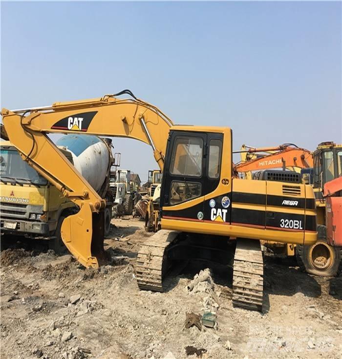 CAT 320 B L Lánctalpas kotrók