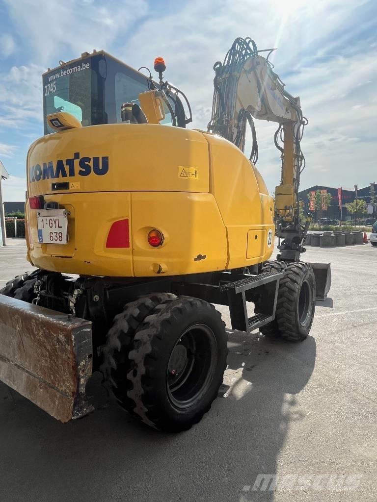 Komatsu PW98MR-10 Gumikerekes kotrók