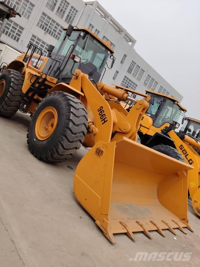 CAT 950 H Gumikerekes homlokrakodók