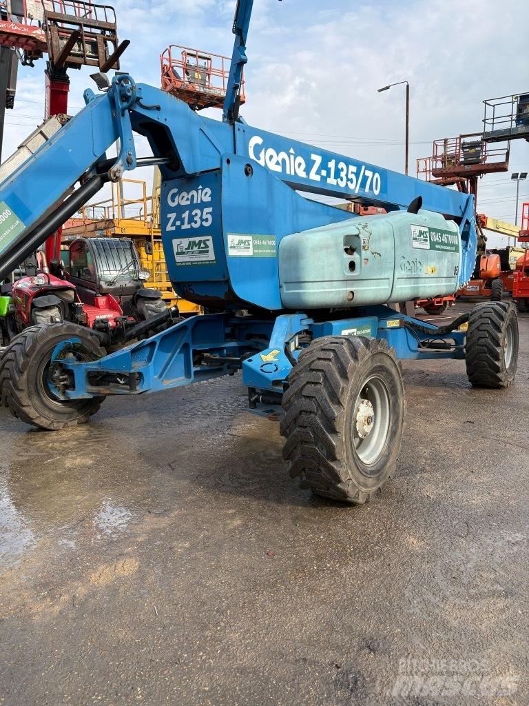 Genie Z 135/70 Karos emelők