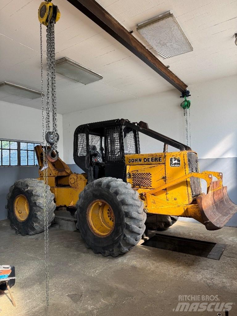 John Deere 540b 540b Erdészeti traktorok