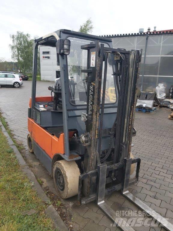 Toyota 7 FB MF 25 Elektromos targoncák