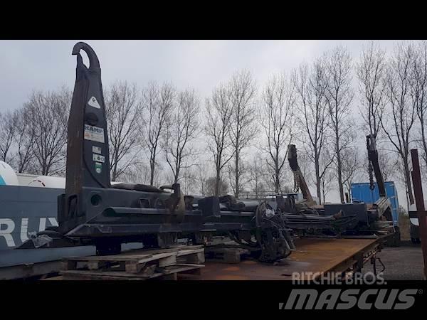 Atlas 25 TON Emelőhorgos rakodó