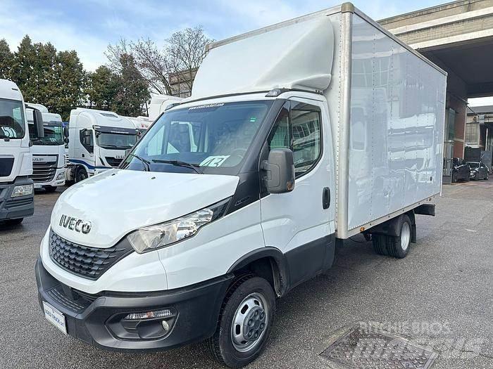 Iveco 35C14 Egyéb
