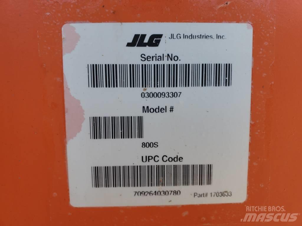 JLG 800 S Tereptargonca