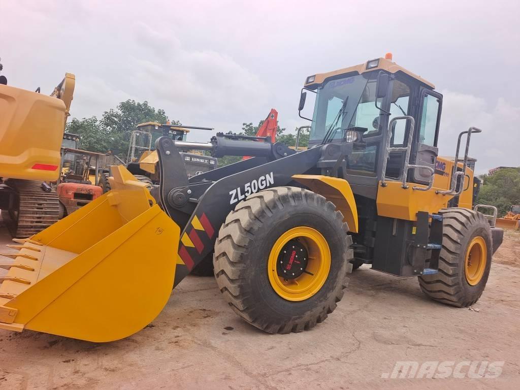 XCMG ZL 50 GN Gumikerekes homlokrakodók