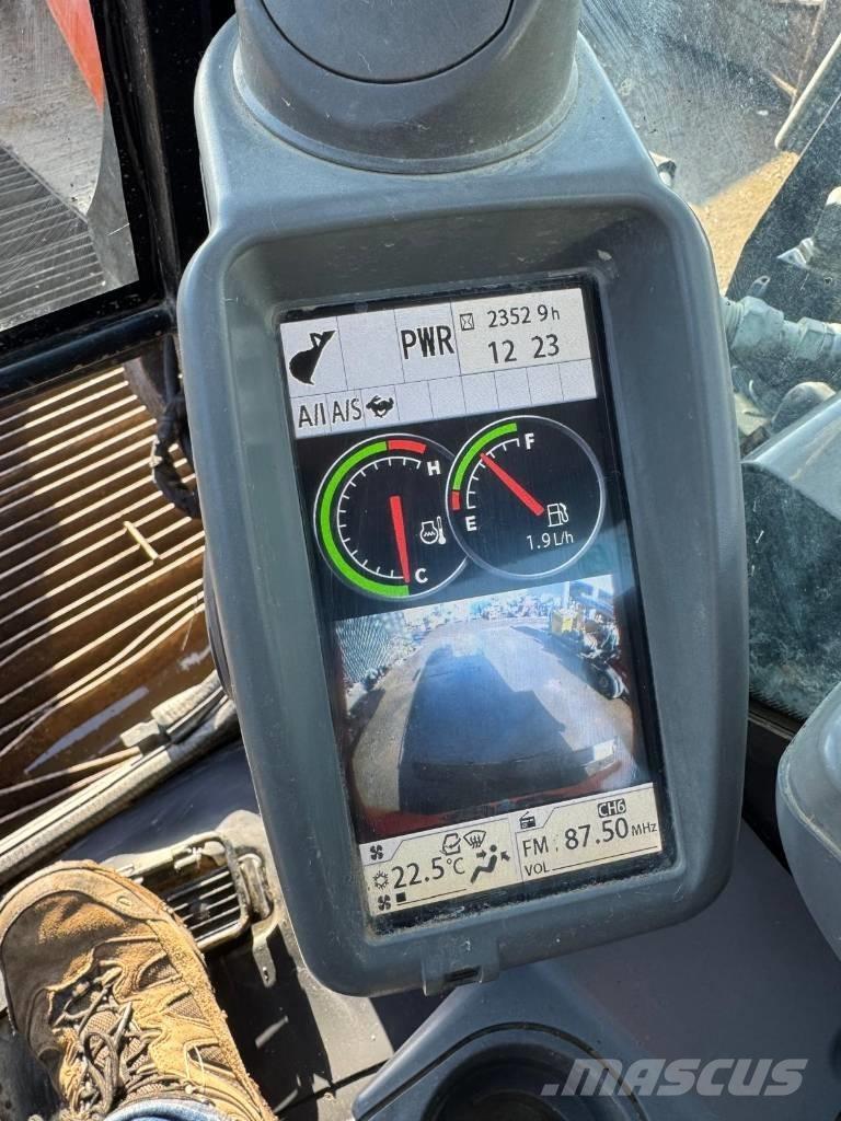 Hitachi ZX 85 USB-6 Közepes (midi) kotrók 7 t - 12 t