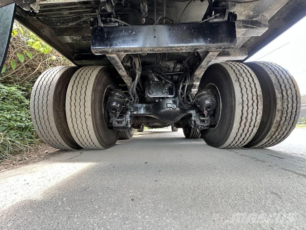 Mack MR613 Hulladék szállítók