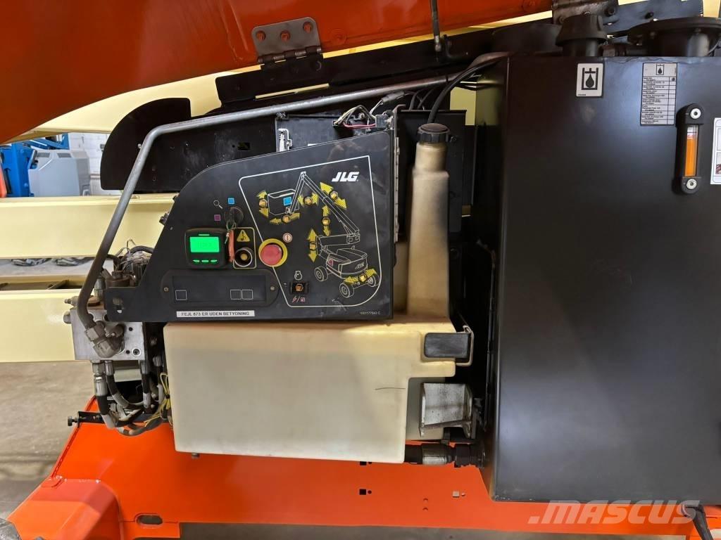 JLG 450 AJ Karos emelők