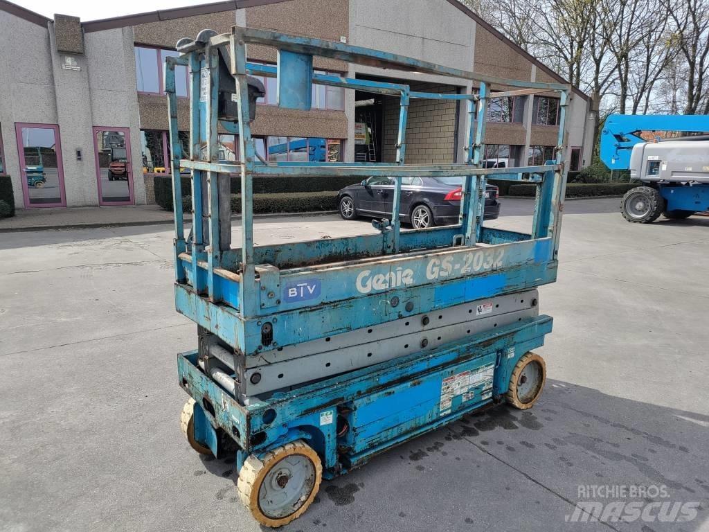 Genie GS 2032 Ollós emelők