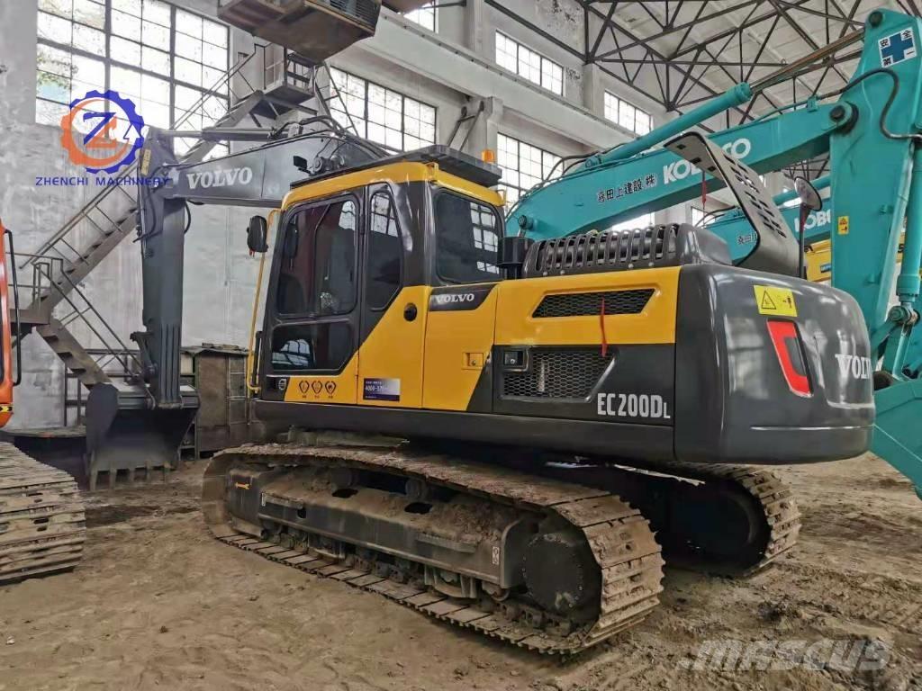 Volvo EC 200 Lánctalpas kotrók