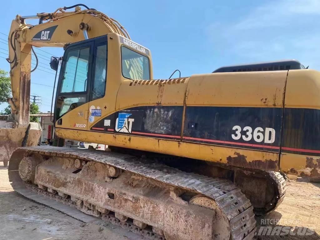 CAT 336 D Lánctalpas kotrók