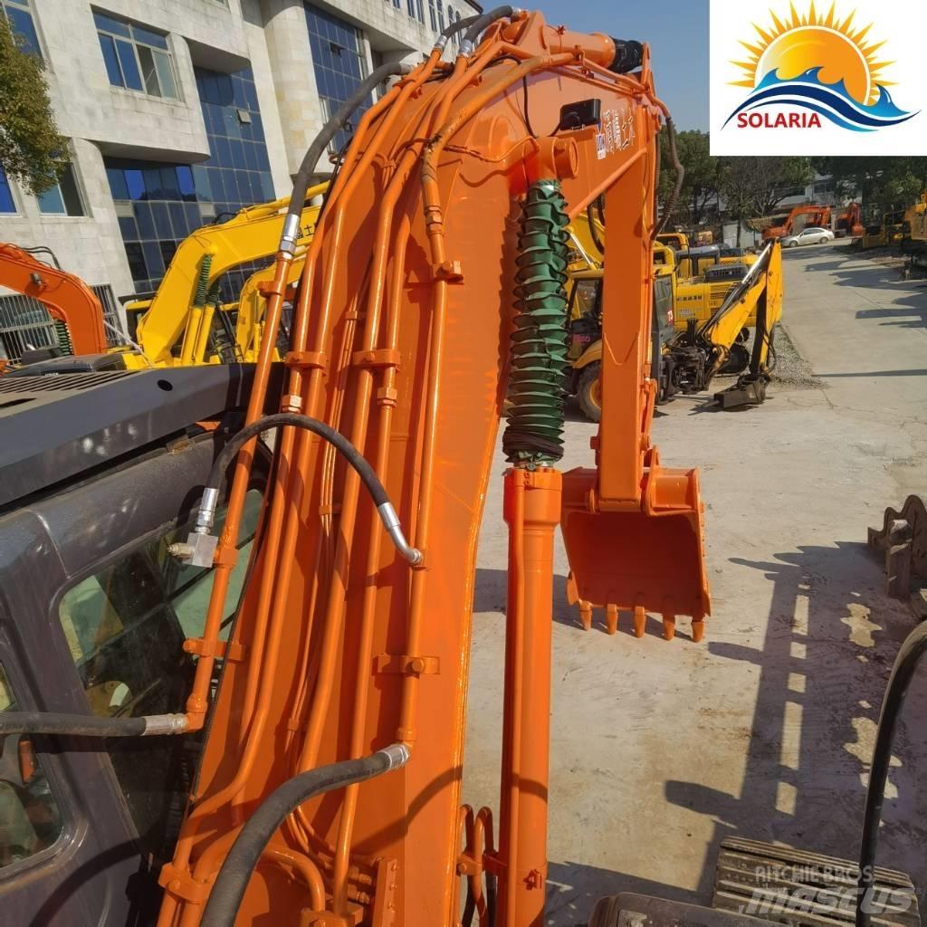 Hitachi ZX 200 Lánctalpas kotrók