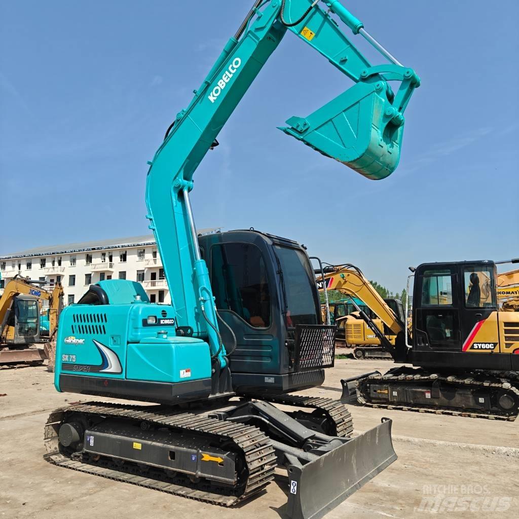 Kobelco 75D Lánctalpas kotrók