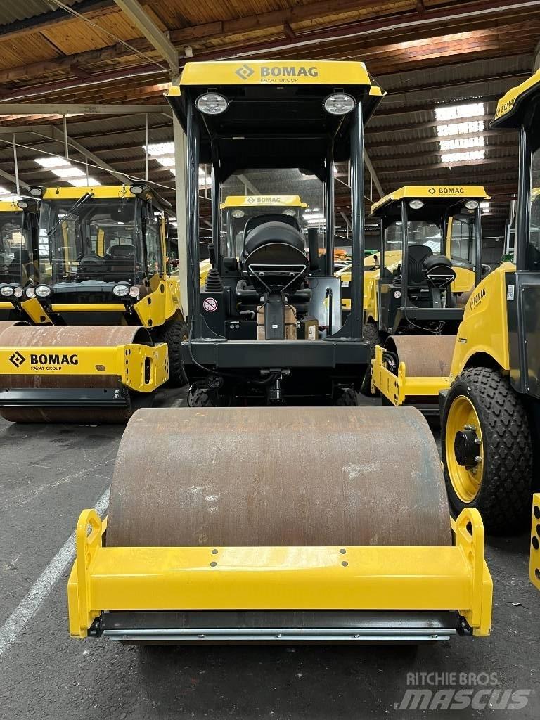 Bomag BW 124 DH-5 Egydobos hengerek