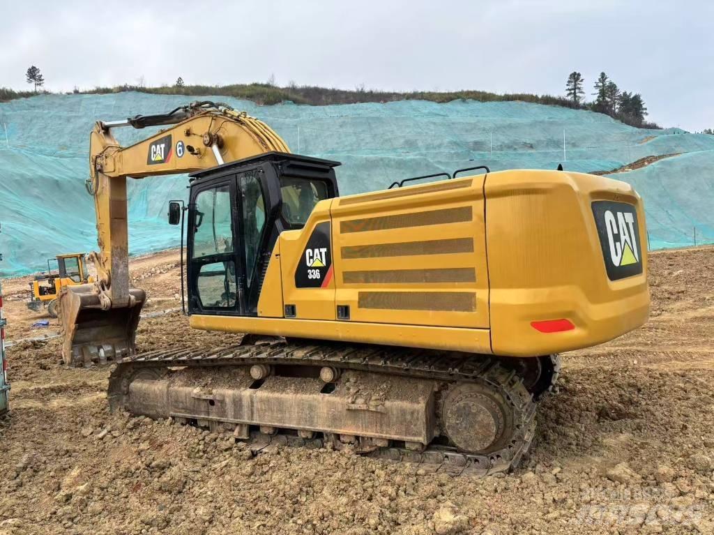 CAT CAT336 Közepes (midi) kotrók 7 t - 12 t