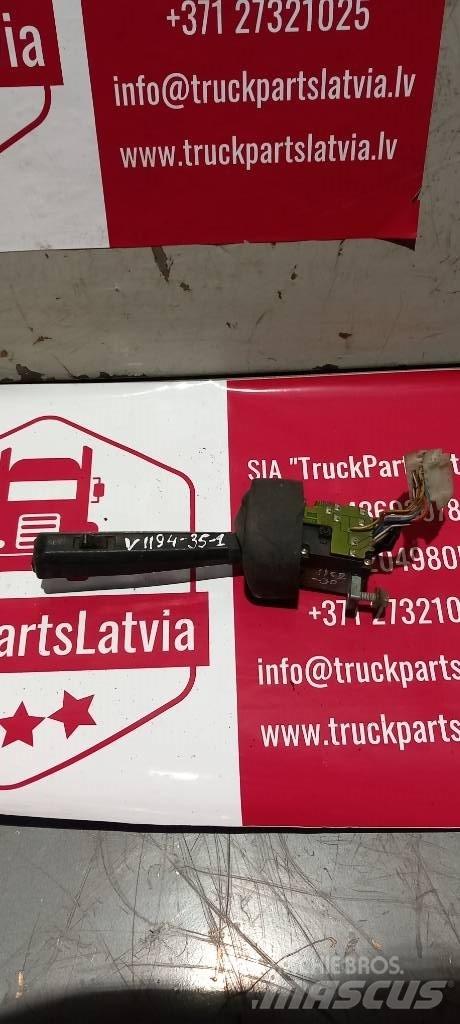 Volvo FH 12.   3172171 Vezetőfülke és belső tartozékok