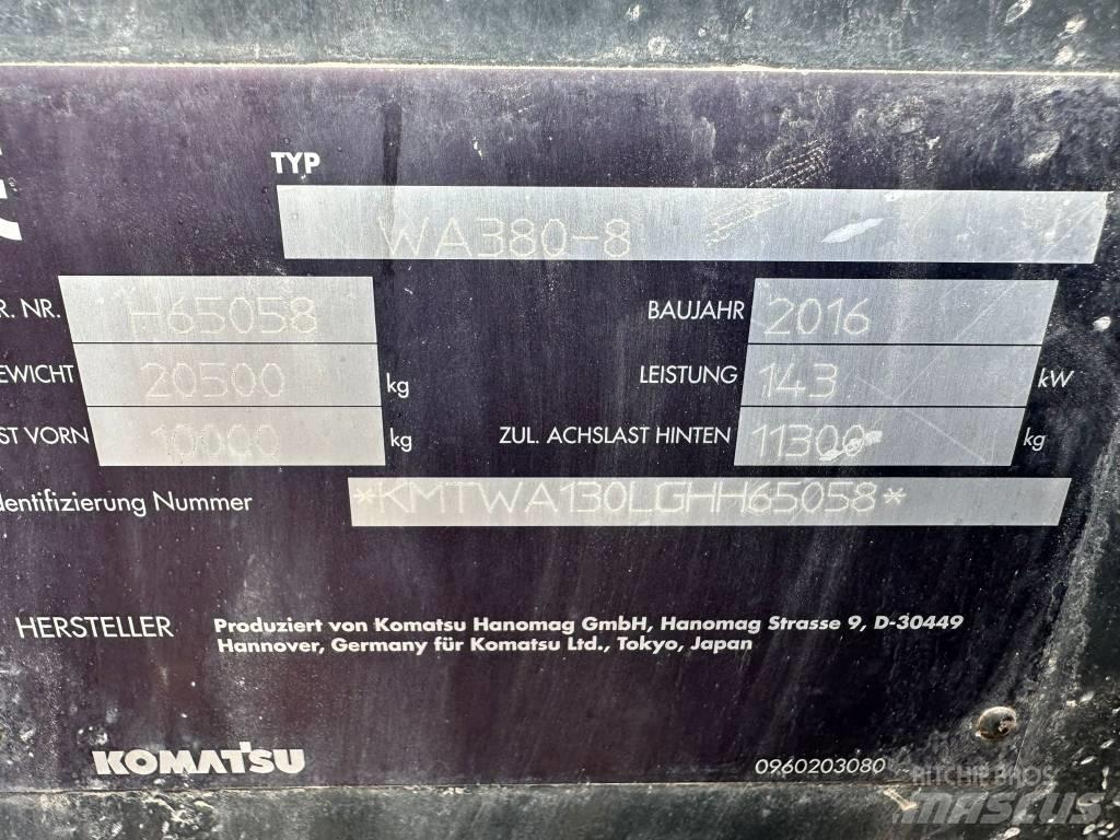 Komatsu WA380-8 Gumikerekes homlokrakodók