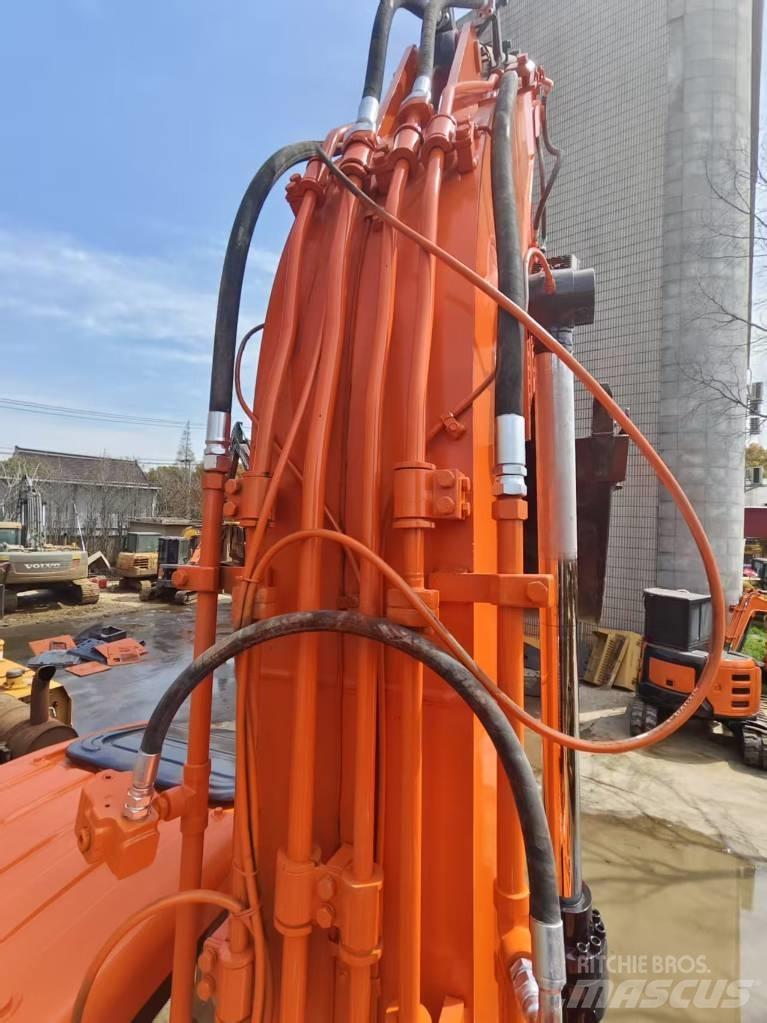 Doosan DX 225 LC Lánctalpas kotrók