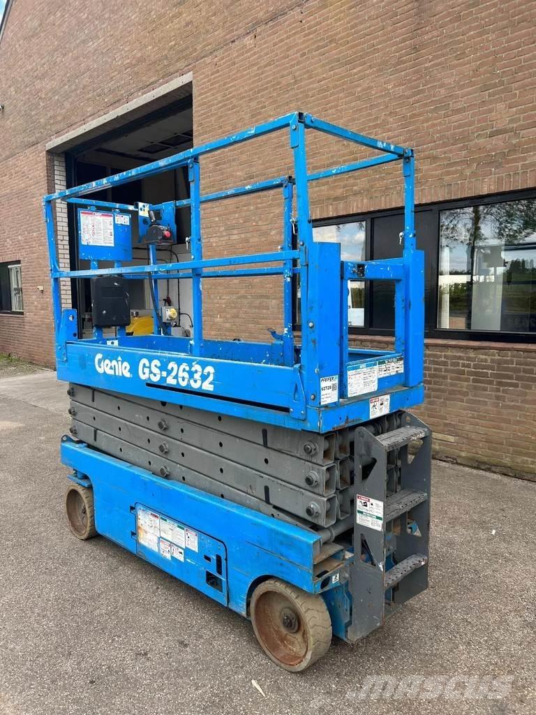 Genie GS-2632 Other lifts and platforms