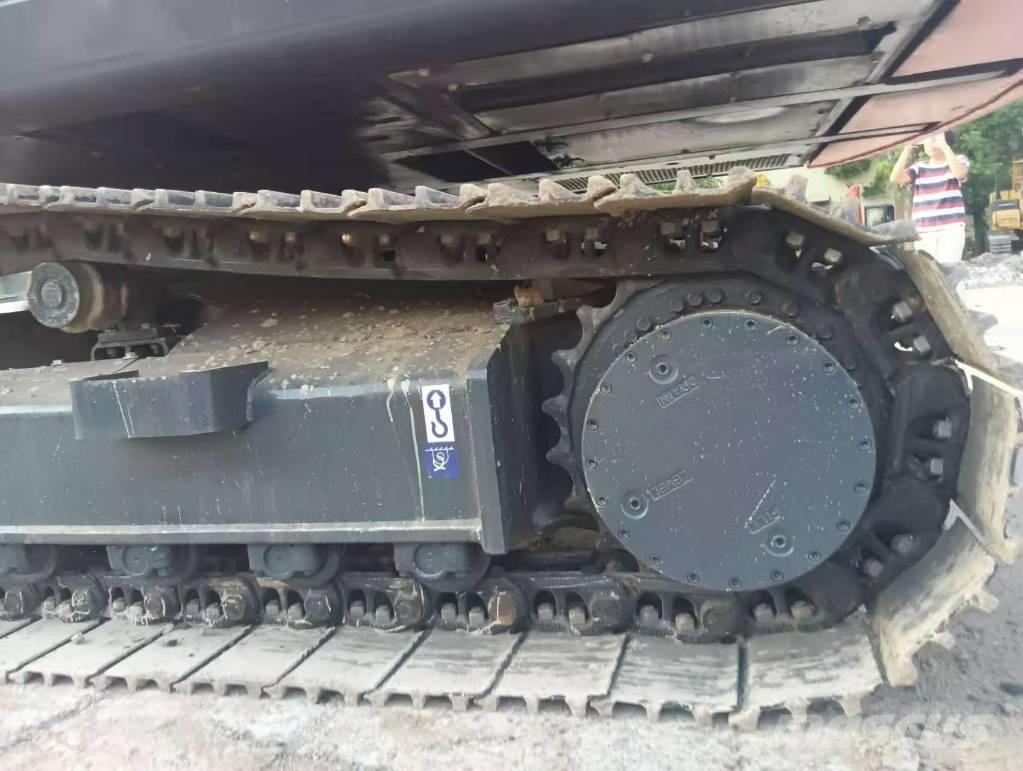 Doosan DX 225 LC Lánctalpas kotrók