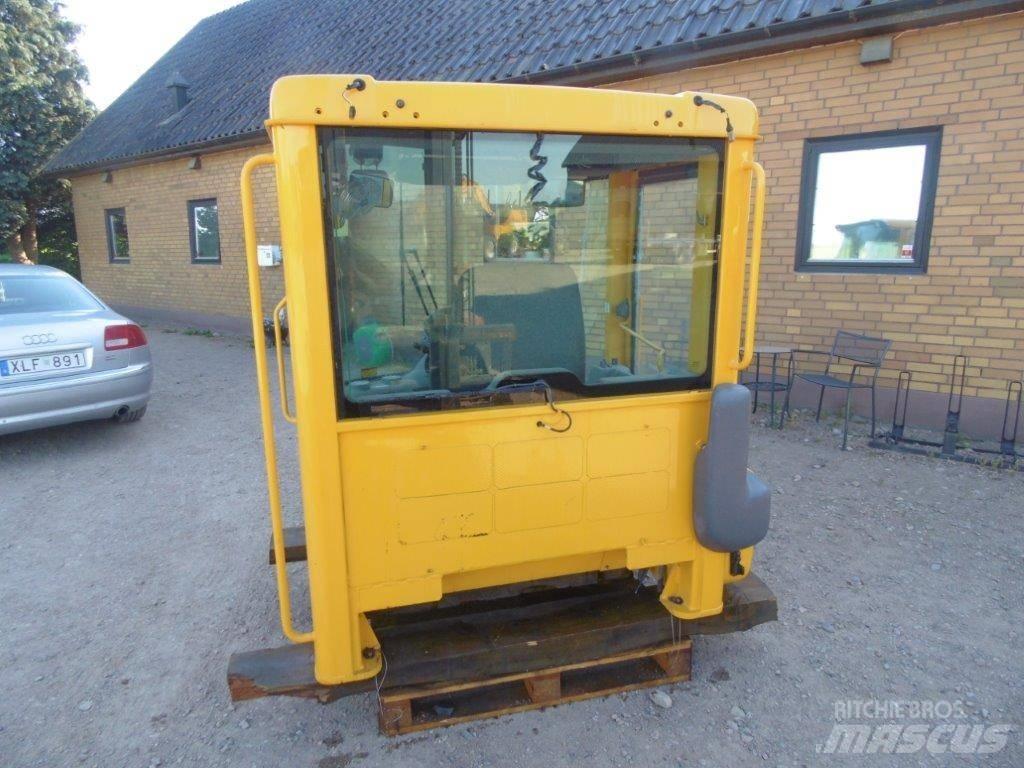 Volvo L 150 E Vezetőfülke és belső tartozékok