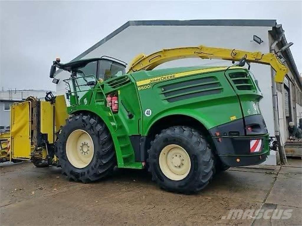 John Deere 8600 Önjáró szecskázók