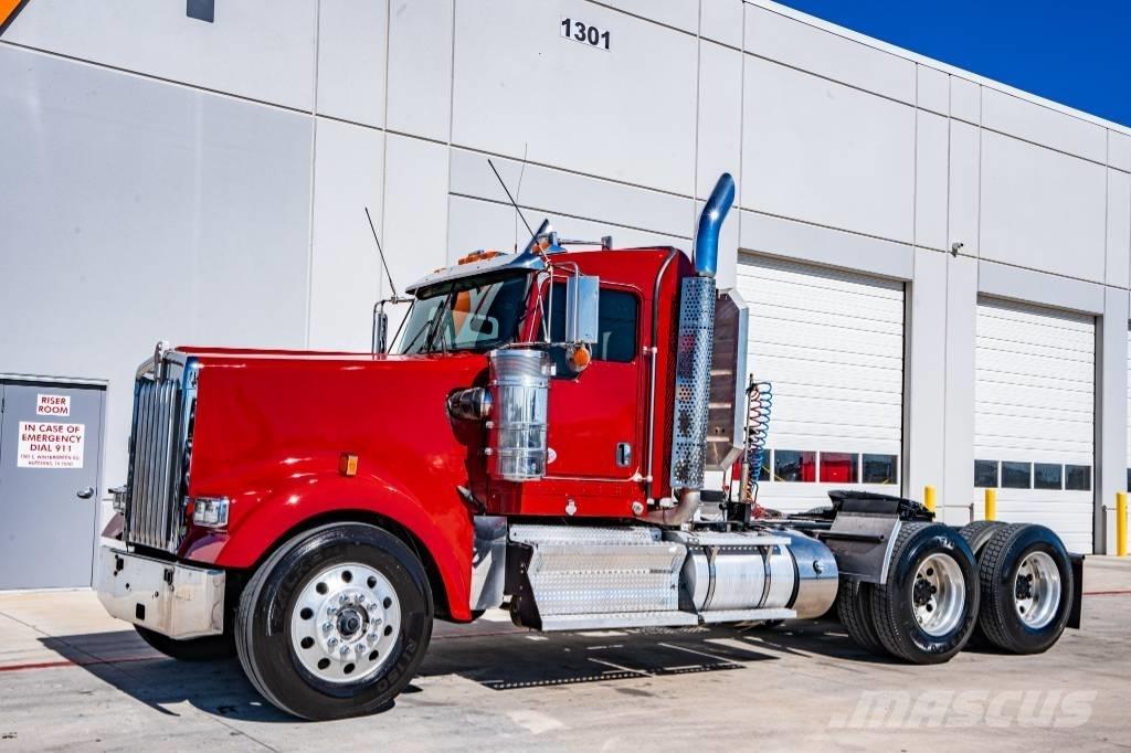 Kenworth W 900 Nyergesvontatók