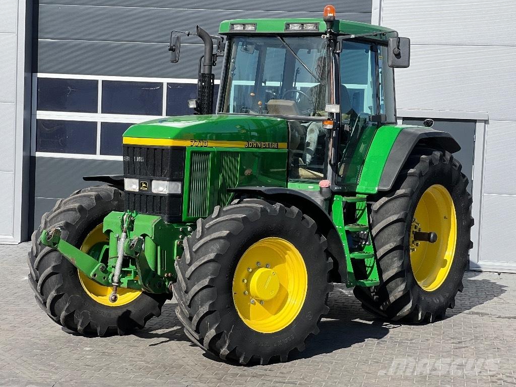 John Deere 7710 PQ Traktorok
